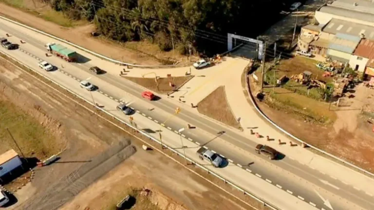 Acceso Pavimentado a Uribelarrea